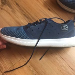 Under Armour tennis shoes